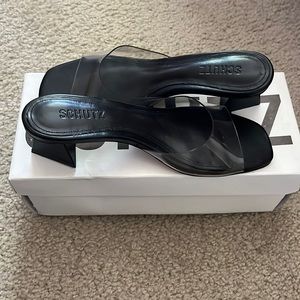 Schutz Sandalia Salto Baixo (Palmilha black, transparent) 7.5